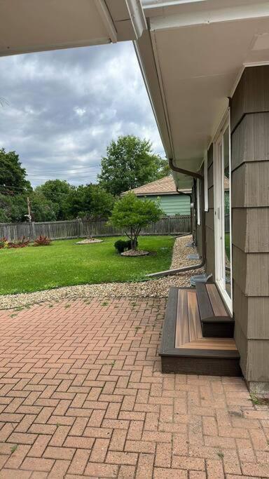 Beautiful Luxury Home Freshly Renovated With Big Yard, Seating & Grill Pad Cottage Grove Εξωτερικό φωτογραφία