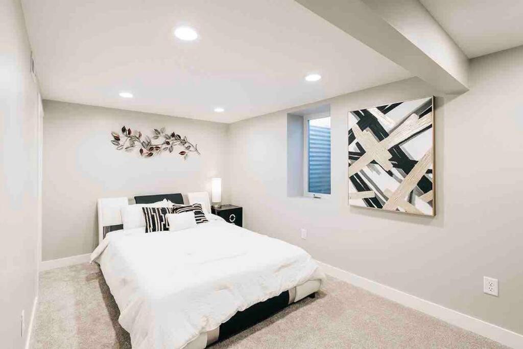 Beautiful Luxury Home Freshly Renovated With Big Yard, Seating & Grill Pad Cottage Grove Εξωτερικό φωτογραφία